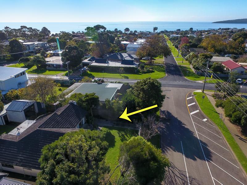 42 HEALES STREET, DROMANA, 3936